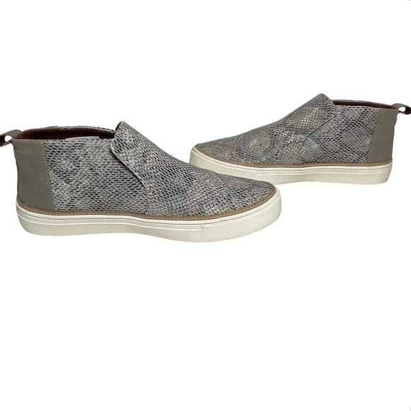 TOMS Women’s Paxton Slip on Snake Patterned Mid Ankle Sneaker size 9 - Picture 5 of 7